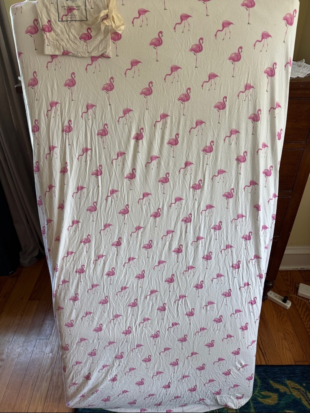 Kyte BABY crib sheet in Flamingo